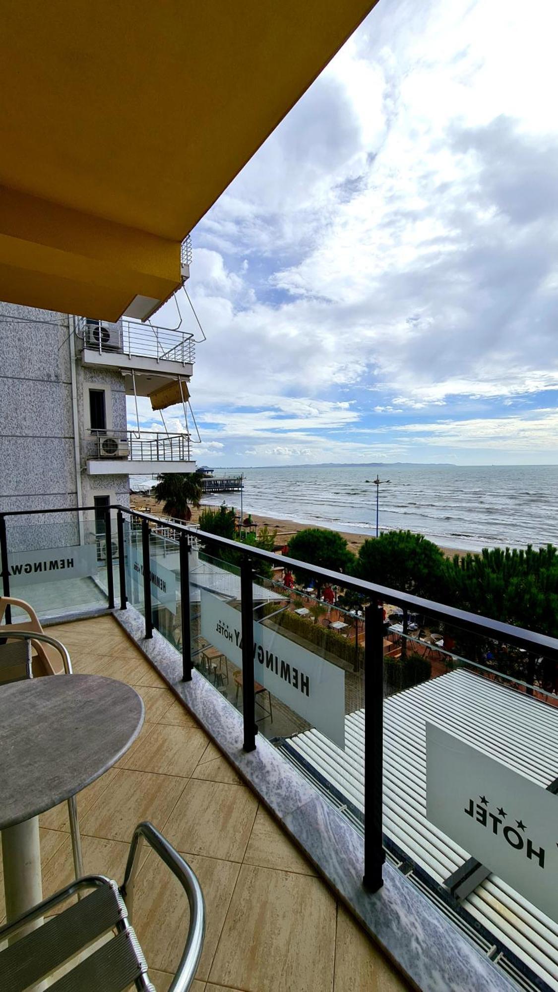 Heming-Way Hotel Durrës Quarto foto